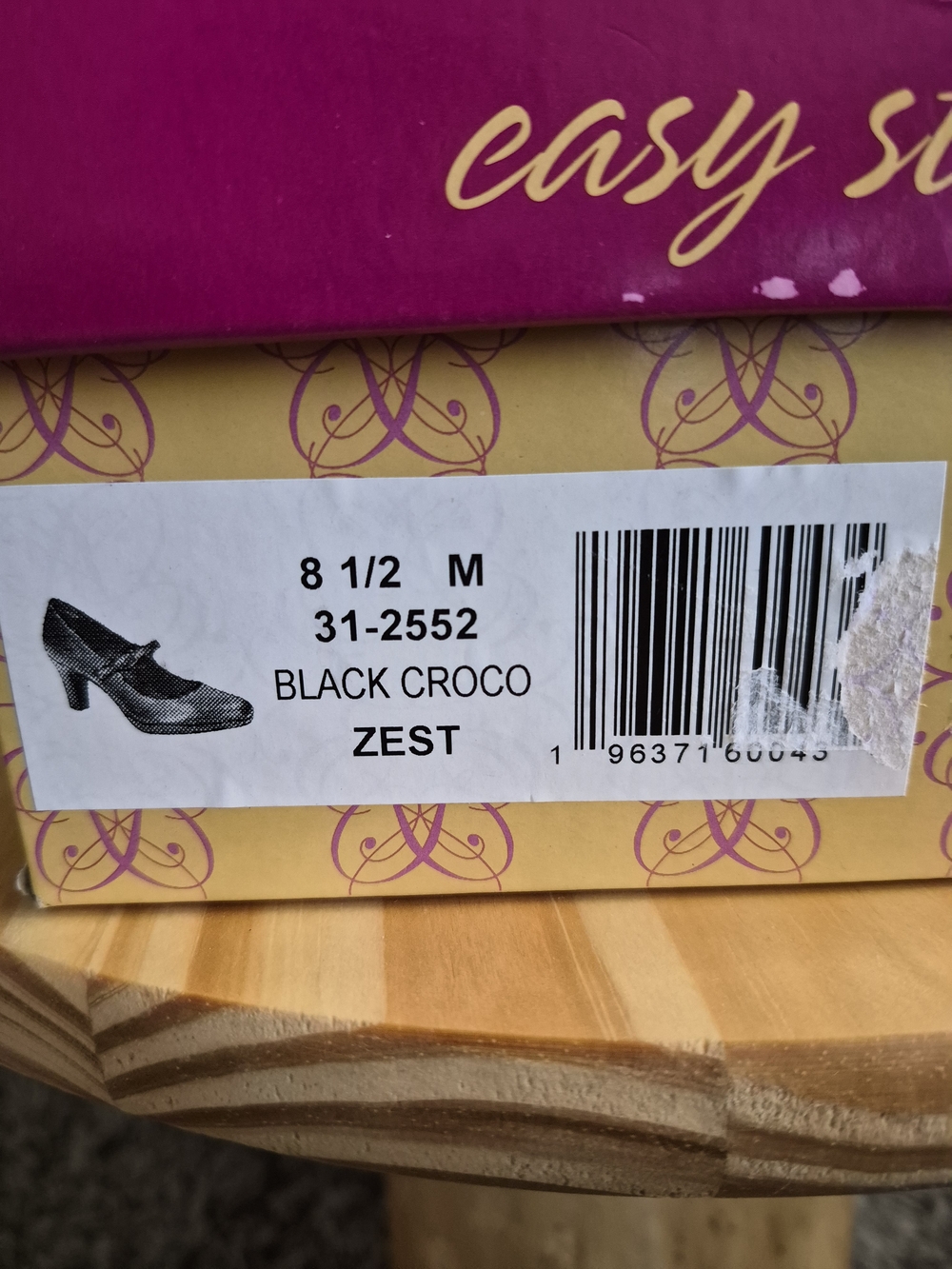 easy street Black Croc-Texture Mary Jane Pump - Picture 2 of 8